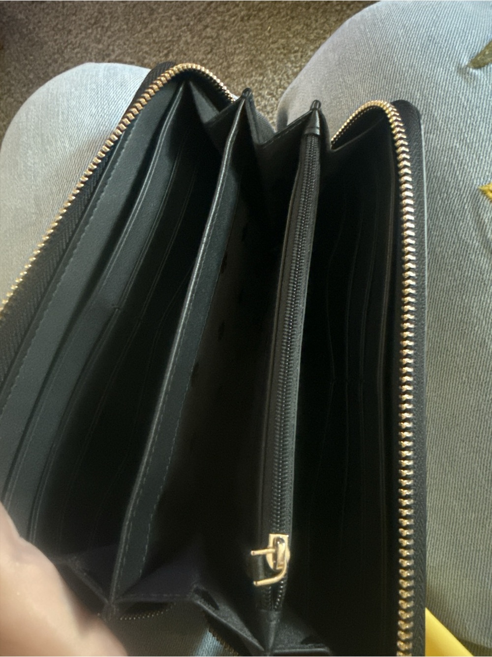 kate spade Two-Tone Black and Beige Zip Around Wallet - Picture 3 of 5